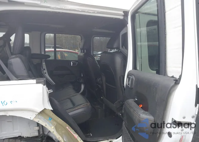 1C4HJXEG5MW600272: 43950941