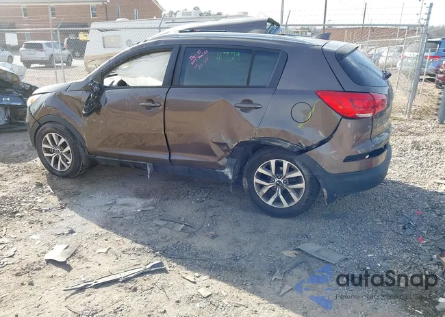 KNDPB3AC1E7656953: 43950956