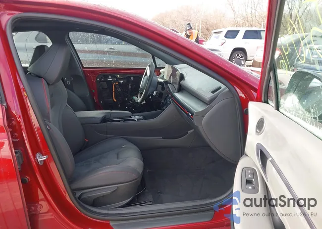 KMHL54JC3SA431892: 43951096