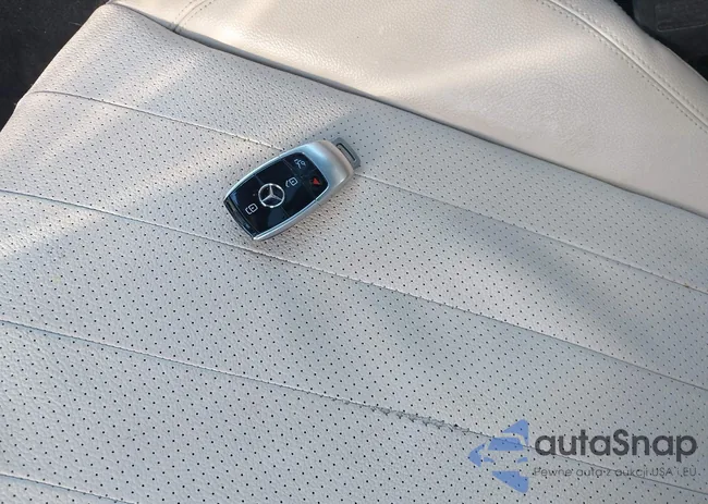 WDDZF4KB9HA017550: 43951131