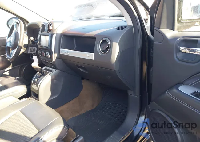 1C4NJDEB0GD733270: 43951252