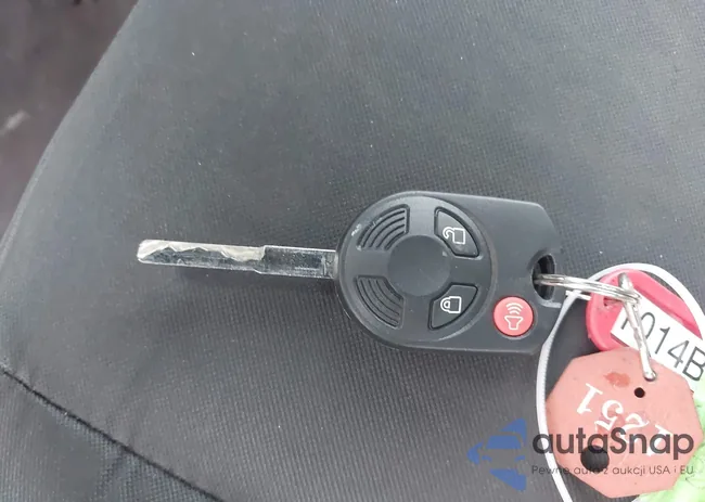 1FMCU0F71EUE41122: 43951253