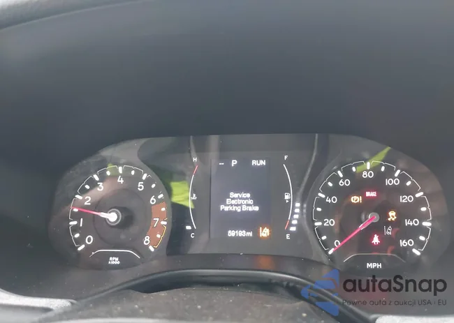 3C4NJDBB9NT136484: 43951282