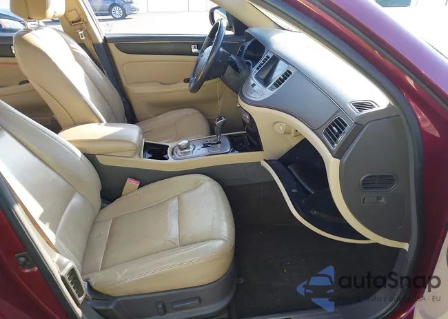 KMHGC4DF1BU117105: 43951353