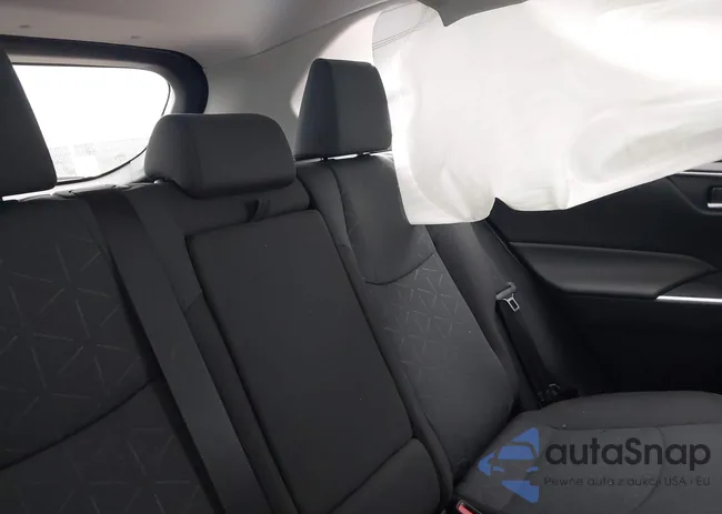 2T3W1RFV4SC306715: 43950394