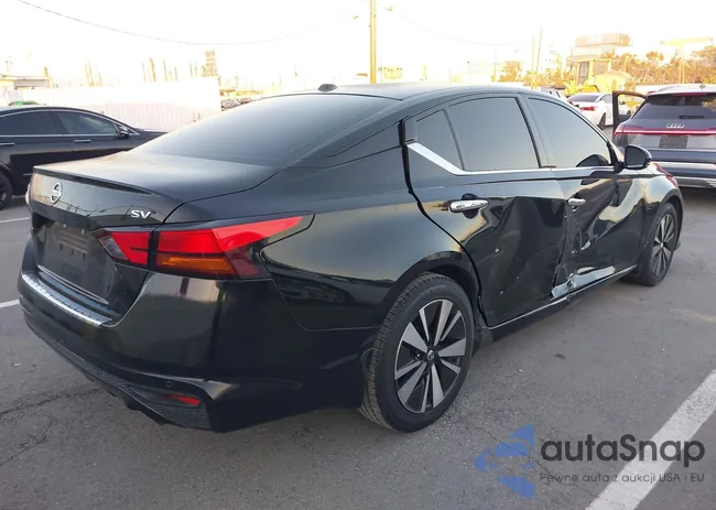 1N4BL4DV3LC117836: 43950463