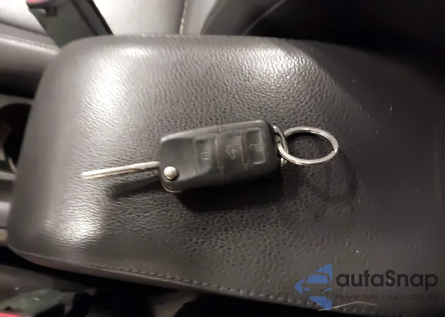 3VWRZ7AJ8AM063128: 43950506