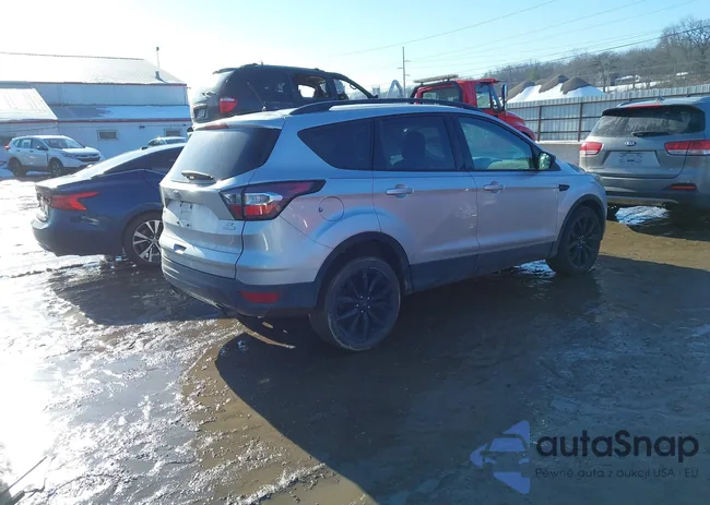 1FMCU0GD1JUA08527: 43951804