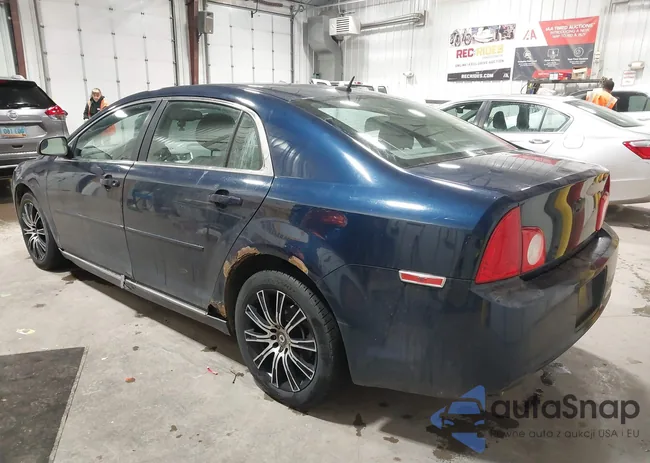 1G1ZC5E19BF388402: 43951882