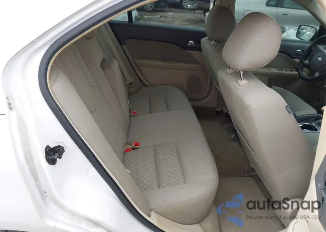 3FAHP0HA2CR331183: 43951911