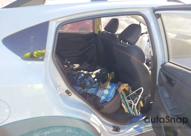 JF2GTAPCXP8295312: 43951926