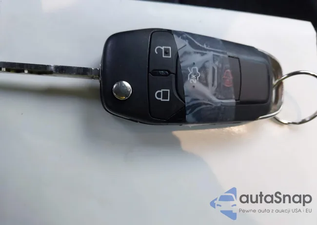 3FA6P0HD7GR169378: 43951927