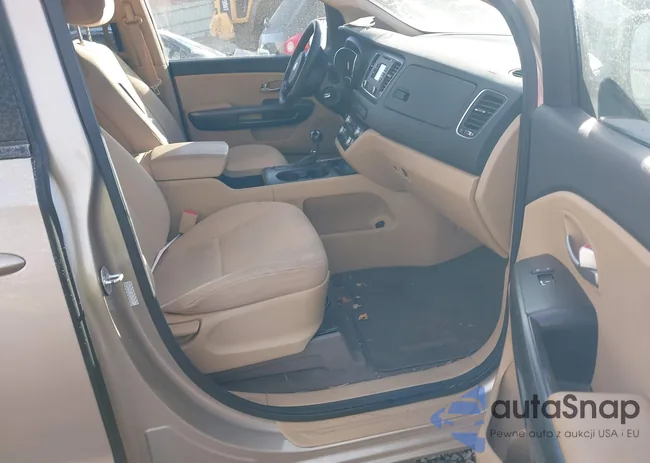 KNDMB5C15G6195176: 43951950