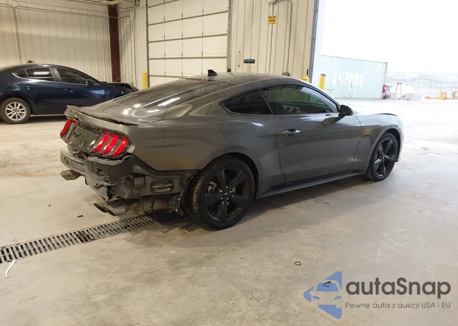 1FA6P8CF6M5113616: 43951967