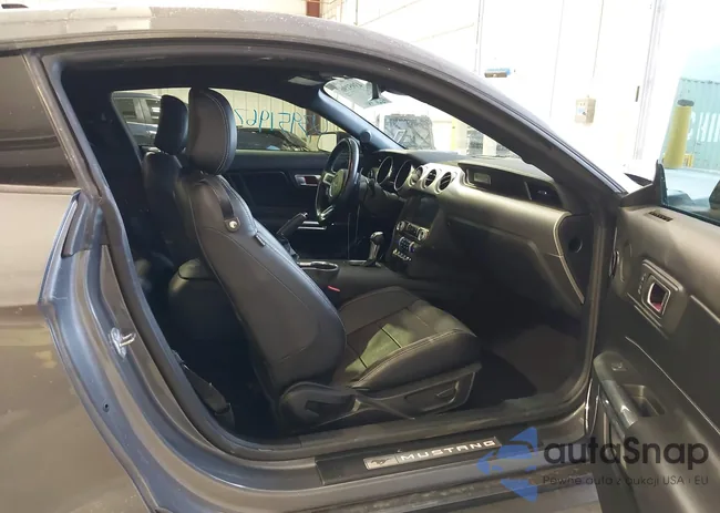 1FA6P8CF6M5113616: 43951967