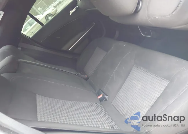 2C3CDXHGXPH690622: 43952017