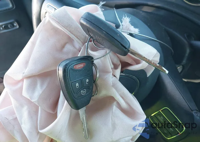 1C4BJWFG7JL845005: 43952037