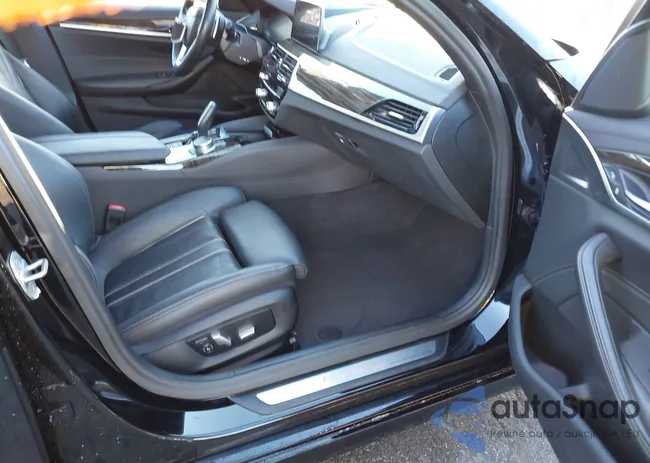 WBAJR3C00LWW81976: 43952117