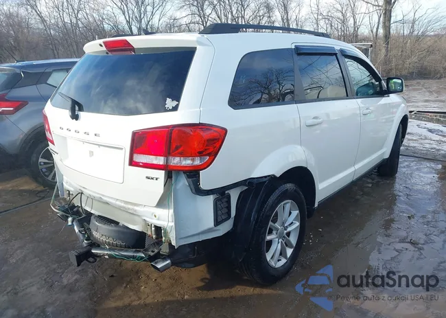 3C4PDDBGXGT196515: 43952121