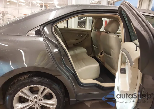 1FAHP2D89GG157365: 43952182