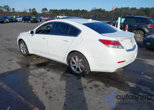 19UUA8F53DA008210: 43952253