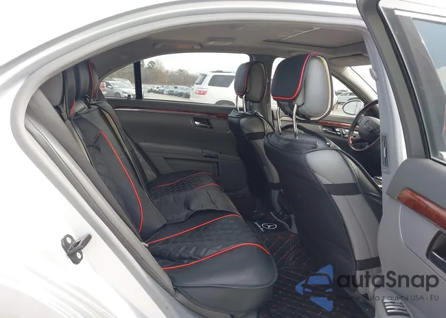 WDDNG71X68A218512: 43952260