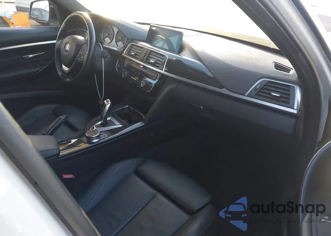 WBA8E1C55JA758460: 43952273