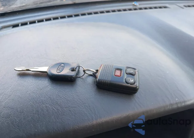 1FMCU93166KD18059: 43952278