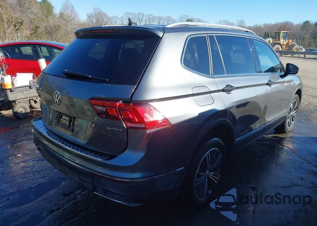 3VV2B7AX4KM023189: 43951388