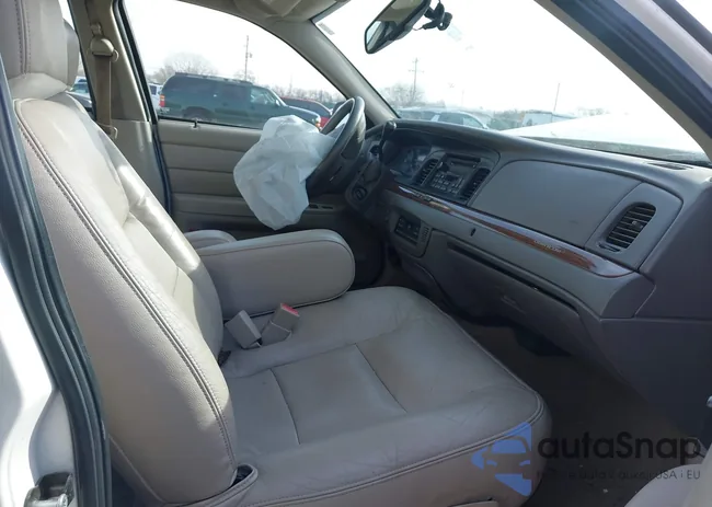 2FAFP74V28X129185: 43951431