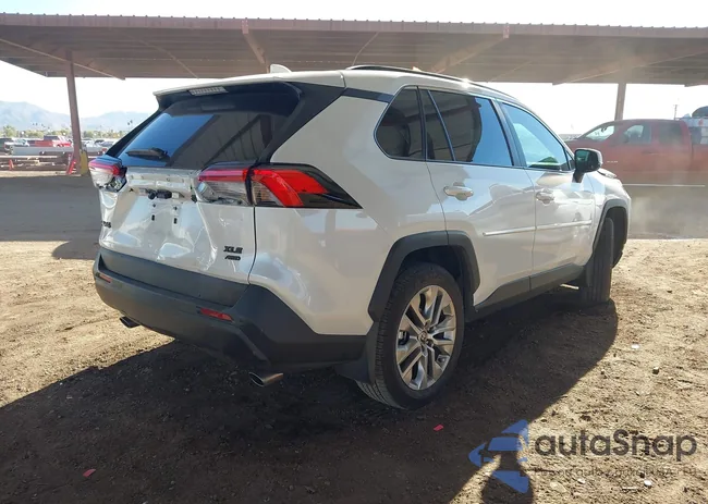 2T3A1RFVXRW419927: 43951586