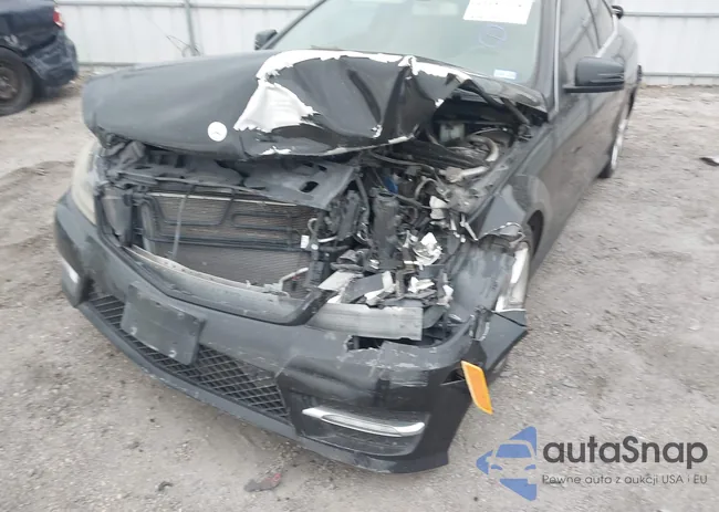 WDDGJ4HB4FG368177: 43951605