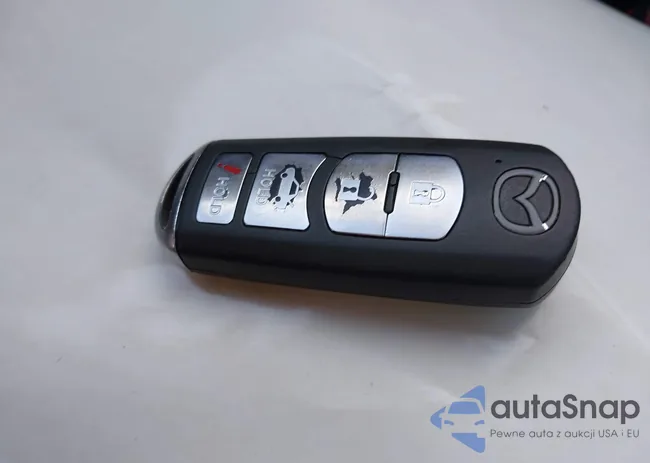 JM1GJ1W63E1123581: 43951698