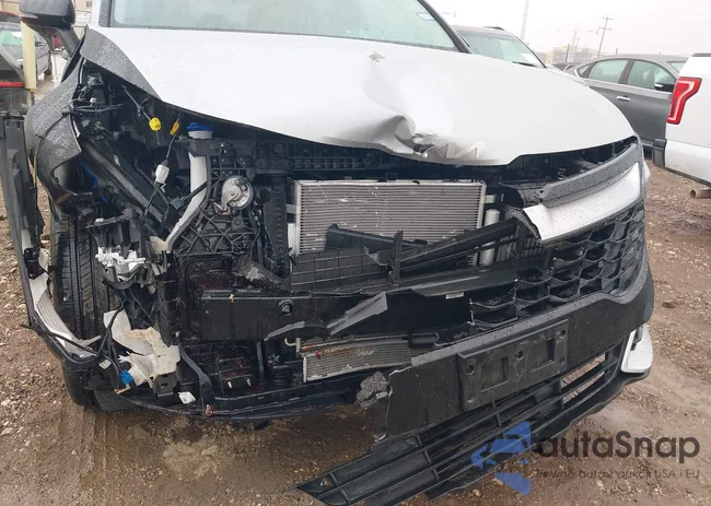 KNDPVCDG0S7211685: 43952860