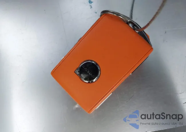 YV4H60RC2S1074772: 43952862