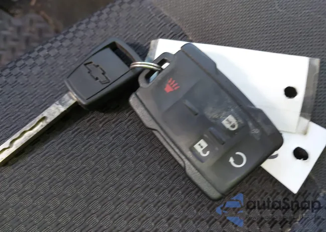 1GCVKREC1EZ146496: 43952973