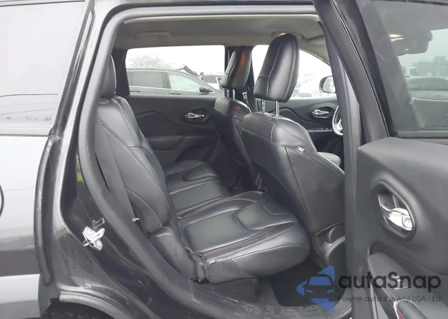 1C4PJMBS1GW102917: 43953024