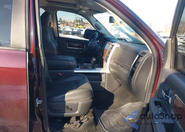 1C6RD7NT2CS147749: 43953148