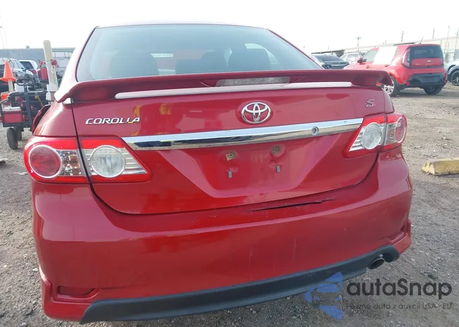 2T1BU4EE9BC586053: 43953153