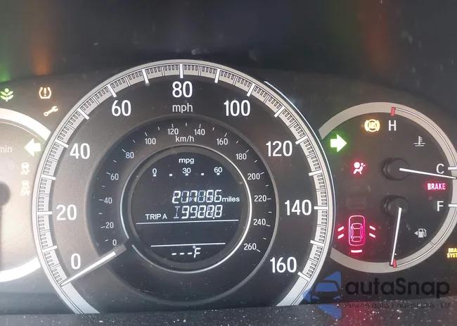 1HGCR3F88HA011885: 43953251