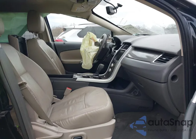 2FMDK3JC5EBB87064: 43953258