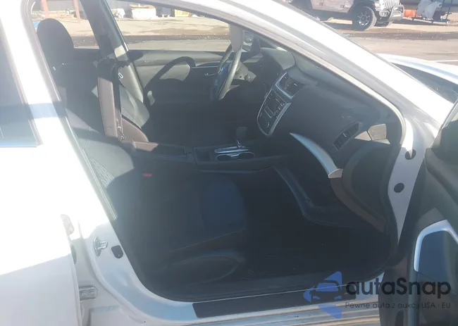 1N4AL3APXJC110679: 43953316