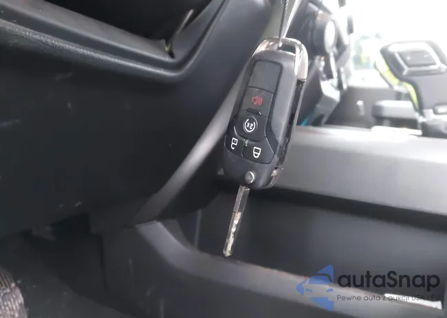 1FTEW1EG5JFE21811: 43953330