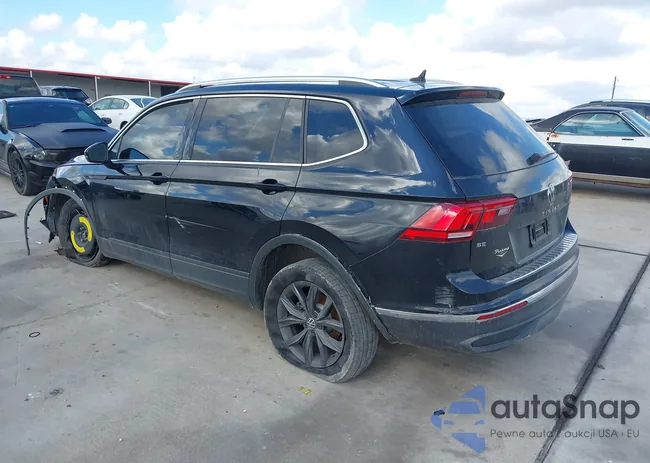 3VV2B7AXXNM049008: 43953348