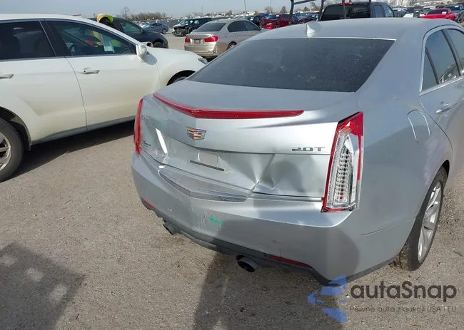 1G6AA5RX9H0215888: 43952366