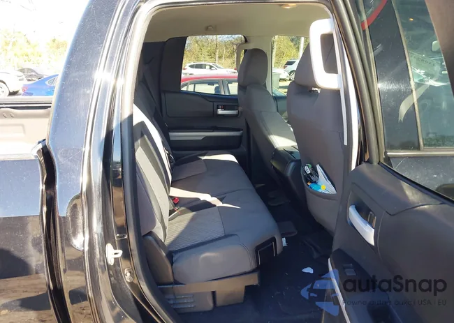 5TFUW5F1XHX605532: 43952411