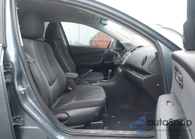 1YVHZ8DH8C5M25880: 43952474