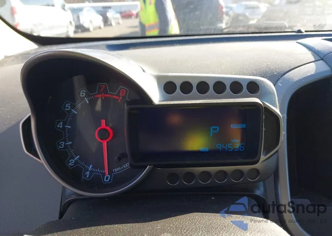 1G1JC6SH3C4210468: 43952632