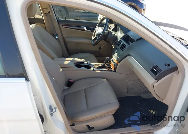 WDDGF5EB6BA510876: 43952650