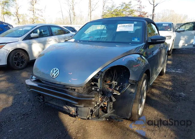 3VW517AT3EM823155: 43953760